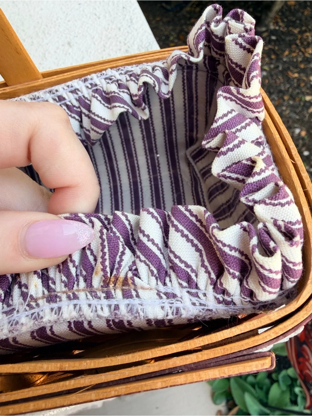 Longaberger 2001 Basket Purple Liner Protector Pewter Mitten Tie On Dresden OH